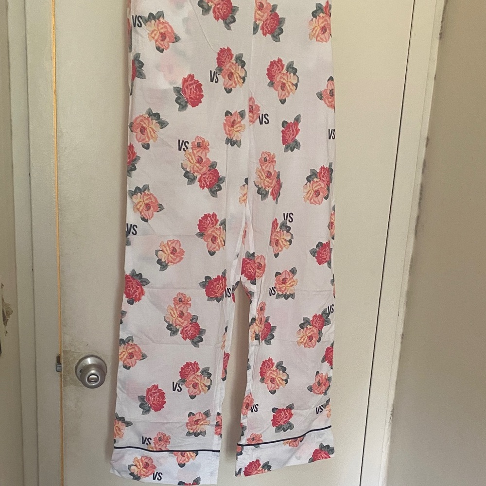 PINK Victoria's Secret Kids Pajama Bottoms - Floral and Logo Design